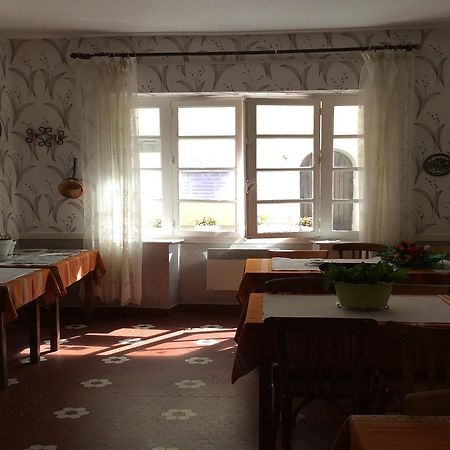 Hotel Maria Lourdes Buitenkant foto